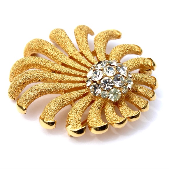 Vintage Crown Trifari Rhinestone Sunburst Brooch - Picture 2 of 6